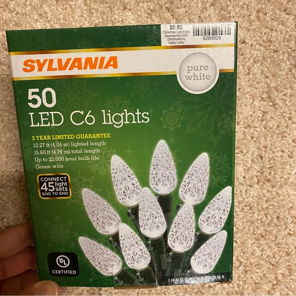 50 LED C6 Clear Christmas Lights - Picture 1 of 3